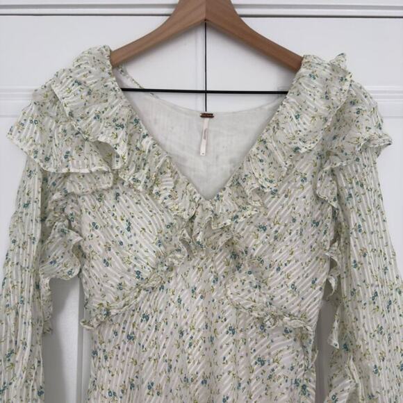 Free People Sweetest Thing Mini Dress Bell Long Sleeve Ruffle Buttons Floral 10 - Picture 4 of 13